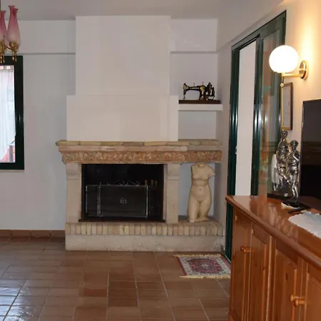 Flumini-2 By Interhome